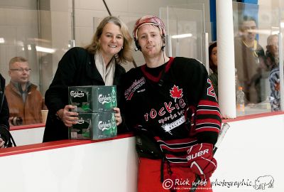 Cllr Lib Peck Presents Man of the Match Award to Steven Fisher of Streatham Redskins
