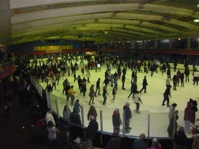 Party Crowds on the Ice
