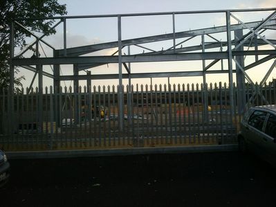 Pope's Road Site Erection of Frame 24/09/2011
