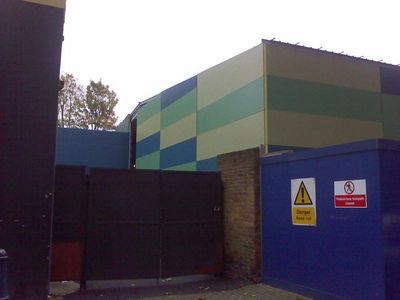 Canterbury Crescent End From Pope's Road
