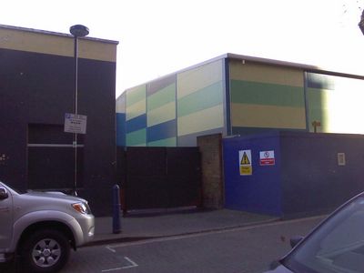 Canterbury Crescent End From Pope's Road
