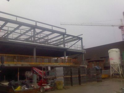 Front of Leisure Centre from High Road
