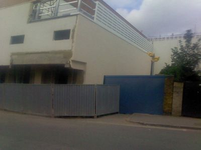 Front Corner of Leisure Centre from Natal Road
