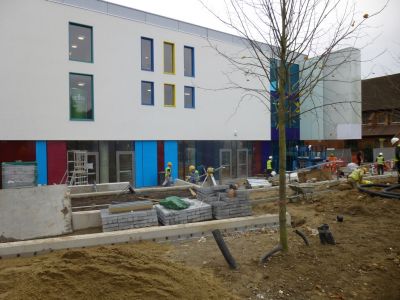 Front of Leisure Centre from High Road
